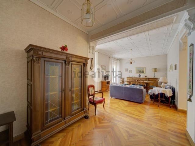 Appartamento in vendita di 123 m² in Strada degli Abay, 3