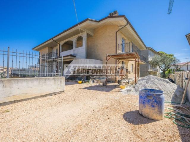 Appartamento in vendita di 124 m² in Via 11 Settembre