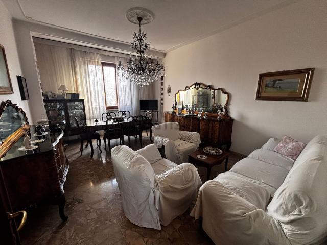 Appartamento in vendita di 124 m² in Via 24 Maggio