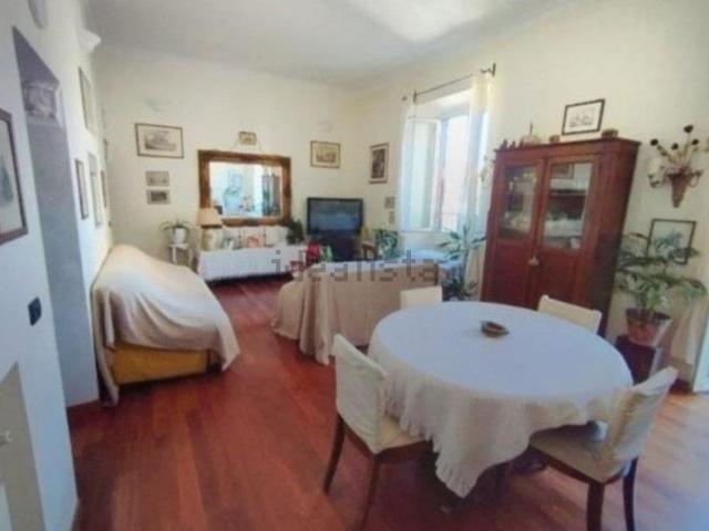 Appartamento in vendita di 124 m² in Via Casilina