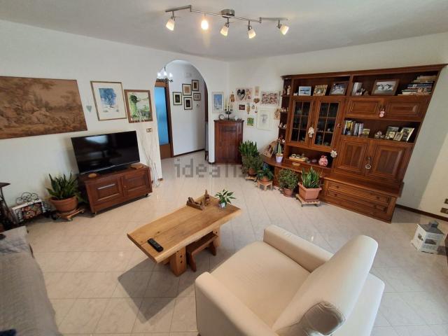 Appartamento in vendita di 124 m² in Via Cinquantesima Fanteria Umbria, 10