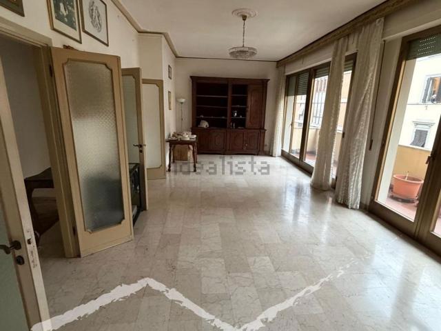 Appartamento in vendita di 124 m² in Via Antonio Giacomini