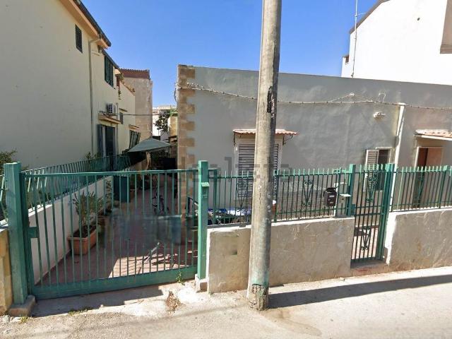 Appartamento in vendita di 124 m² in Via Alaimo da Lentini