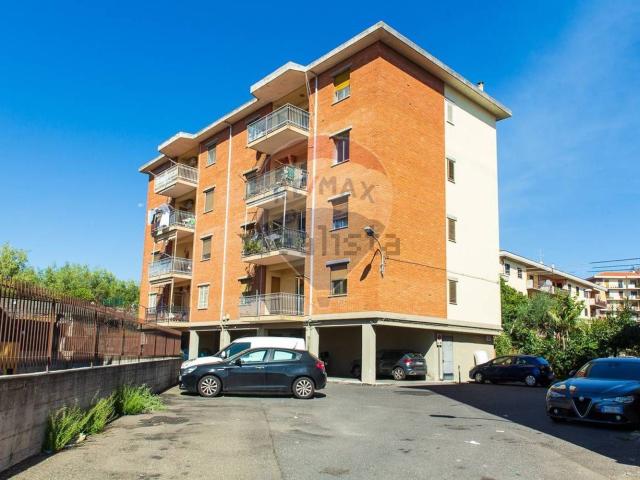 Appartamento in vendita di 124 m² in Via Arnaldo Cantani, 2