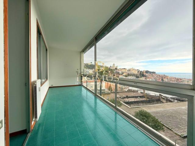 Appartamento in vendita di 124 m² in Via Galileo Galilei, 59