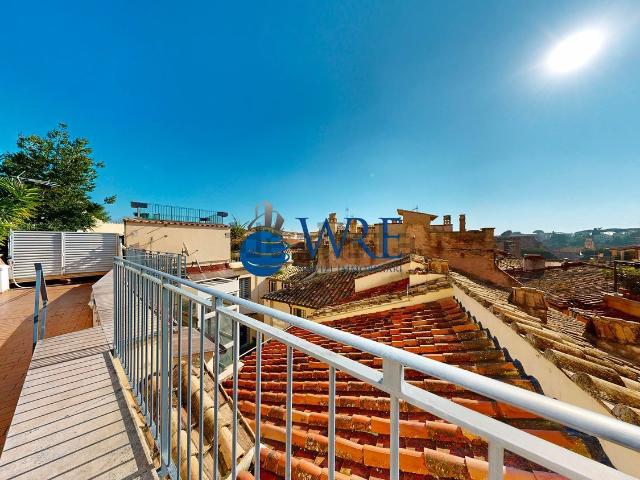 Appartamento in vendita di 124 m² in Via degli Ibernesi