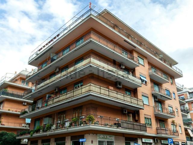 Appartamento in vendita di 124 m² in Via dei Panfili, 62