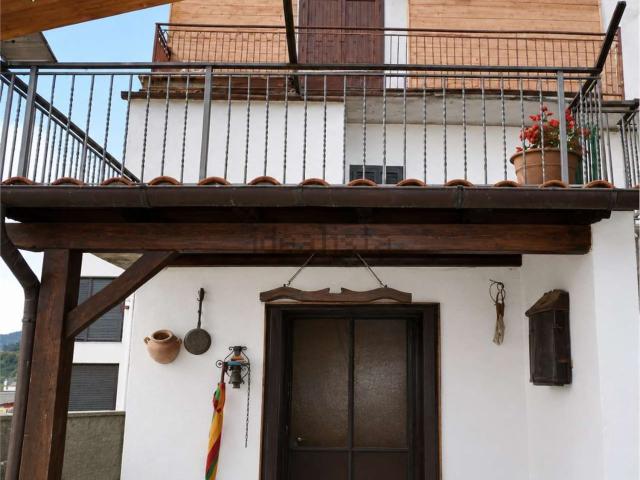 Appartamento in vendita di 124 m² in Via di Sotto, 4