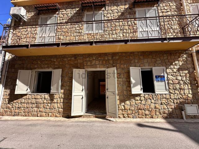 Appartamento in vendita di 124 m² in Via Enrico Dandolo, 32