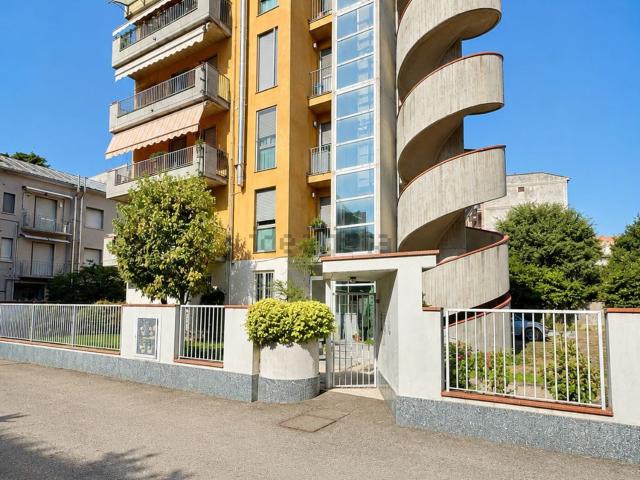 Appartamento in vendita di 124 m² in Via Edmondo de Amicis, 32
