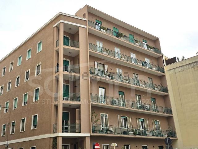 Appartamento in vendita di 124 m² in Via Leonardo Alagon, 1