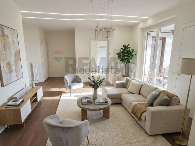 Appartamento in vendita di 124 m² in Via Molise, 22