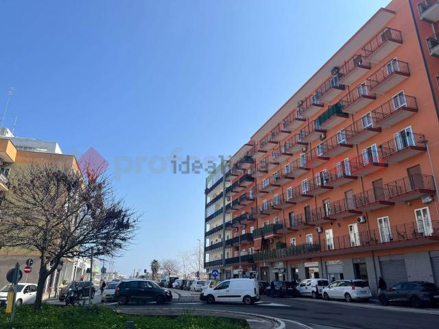 Appartamento in vendita di 124 m² in Via Niccolò Van Westerhouth