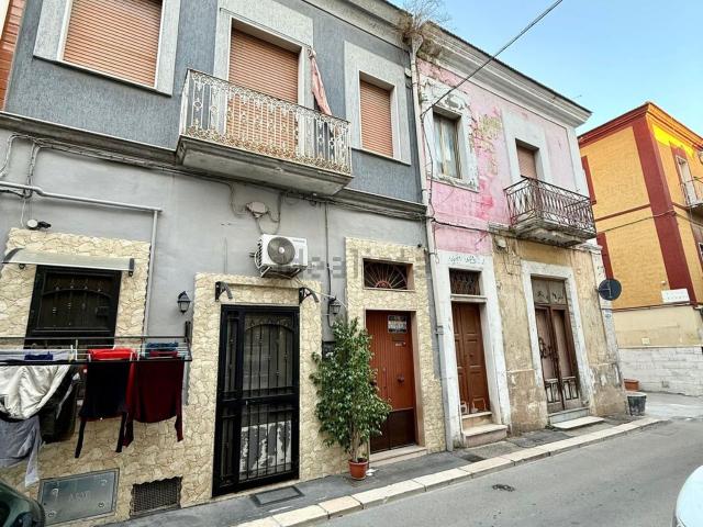 Appartamento in vendita di 124 m² in Via Nicola Parisi, 33