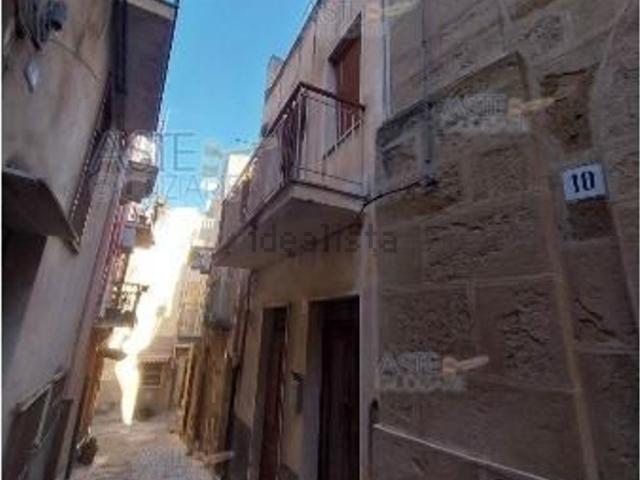 Appartamento in vendita di 124 m² in Via Sotto Blangiardi, 12