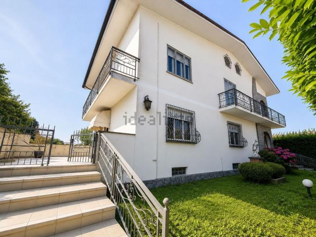Appartamento in vendita di 124 m² in Via Saluzzo, 5
