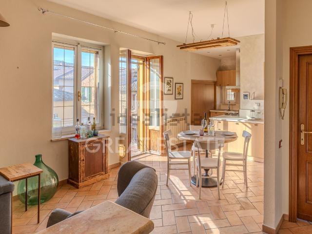 Appartamento in vendita di 124 m² in Via Serafino Petrozzi
