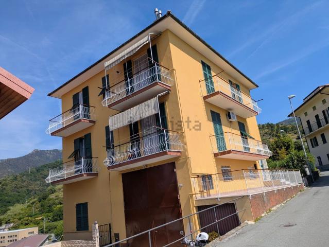 Appartamento in vendita di 124 m² in Via Pecorara, 15