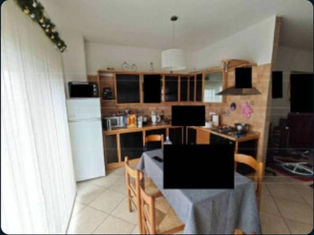 Appartamento in vendita di 124 m² in Via Piacentina