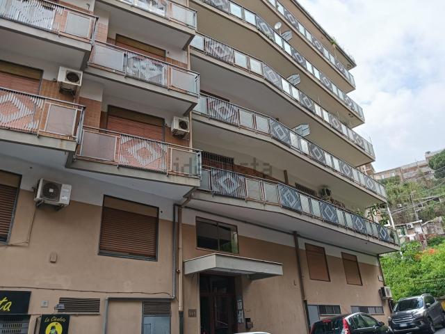 Appartamento in vendita di 124 m² in Via Pippo Romeo, 21