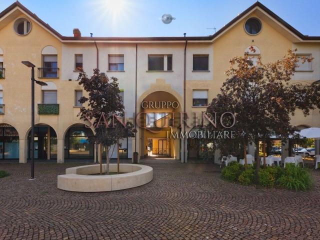Appartamento in vendita di 124 m² in Via Raimondo Giovannetti, 37