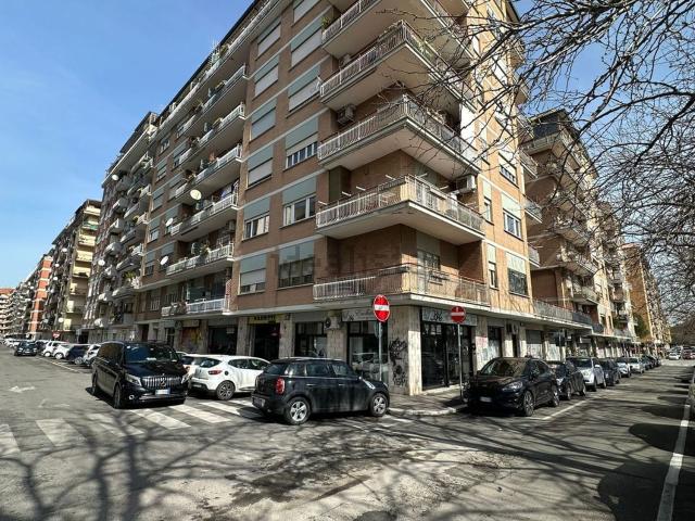 Appartamento in vendita di 124 m² in Via Teano