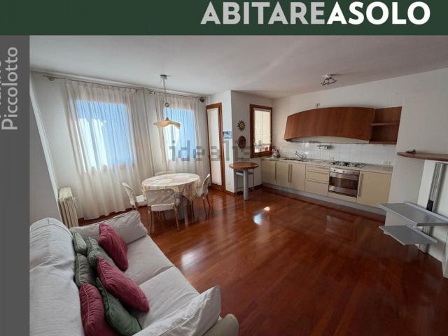 Appartamento in vendita di 124 m² in Via Tuna