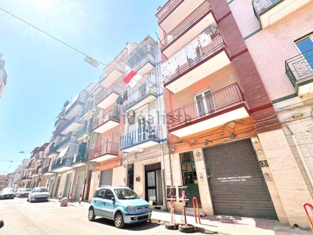 Appartamento in vendita di 124 m² in Via Vittorio Gallo