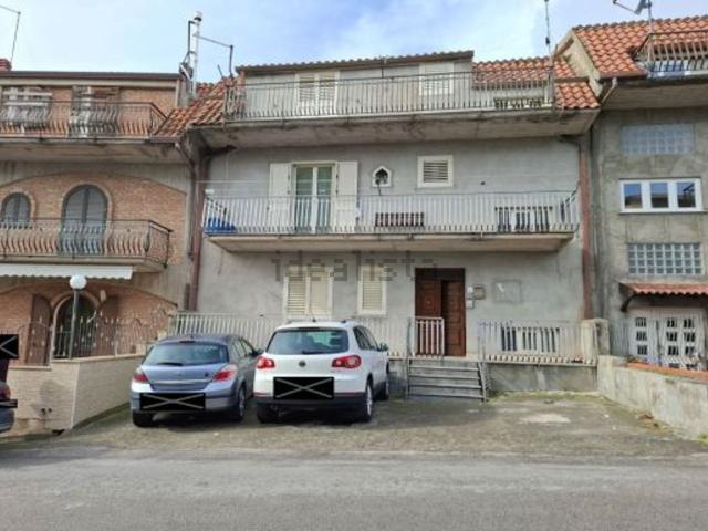 Appartamento in vendita di 124 m² in Viale della Provincia