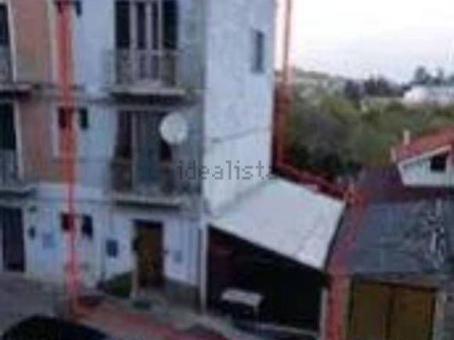 Appartamento in vendita di 124 m² in Borgo Romano, 41