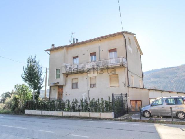 Appartamento in vendita di 124 m² in Contrada tesino, 24