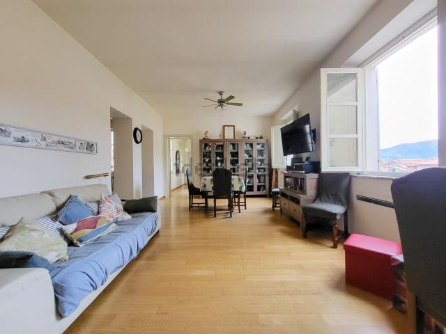 Appartamento in vendita di 124 m² in Piazza Bernardini