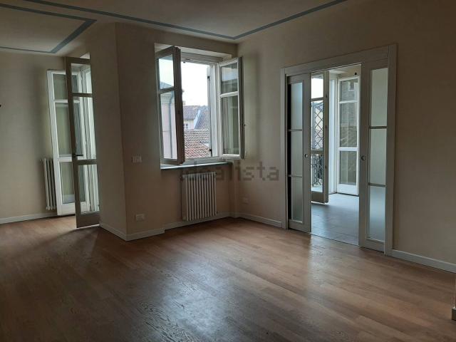 Appartamento in vendita di 124 m² in Piazza San Guido, 26