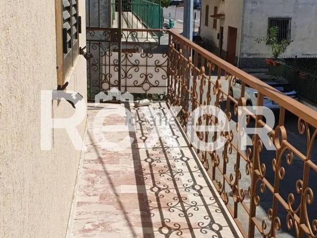Appartamento in vendita di 125 m² in Traversa V Via Monumento