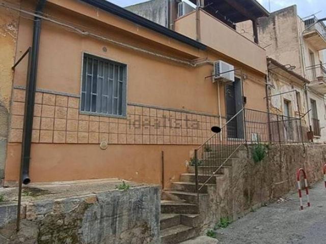 Appartamento in vendita di 125 m² in Via Colletta