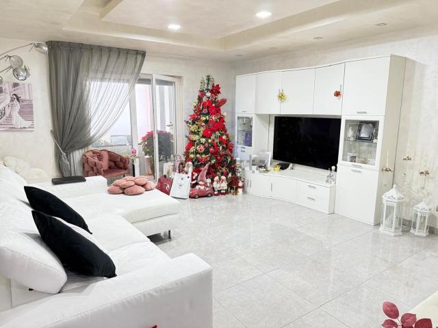 Appartamento in vendita di 125 m² in Via Conchia