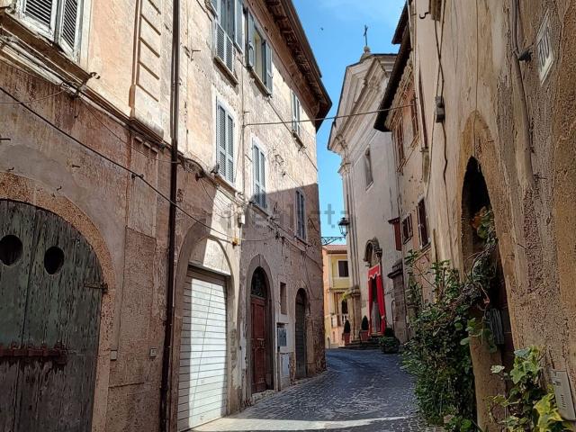 Appartamento in vendita di 125 m² in Via Consolare