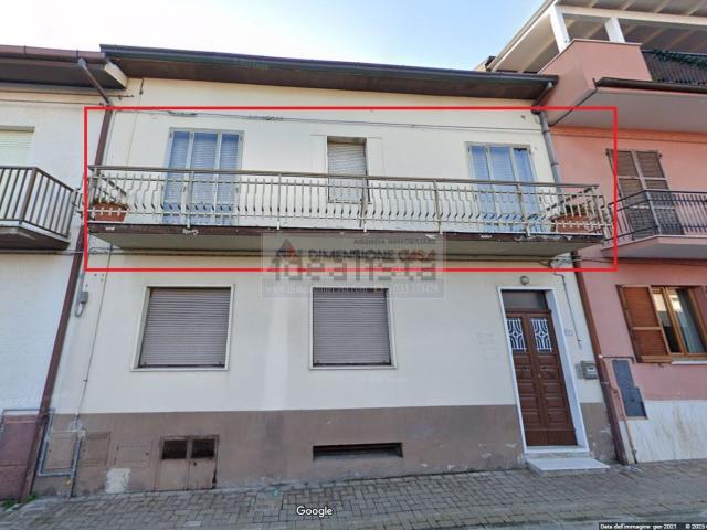 Appartamento in vendita di 125 m² in Via Calabria