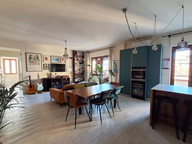 Appartamento in vendita di 125 m² in Via Campania, 59