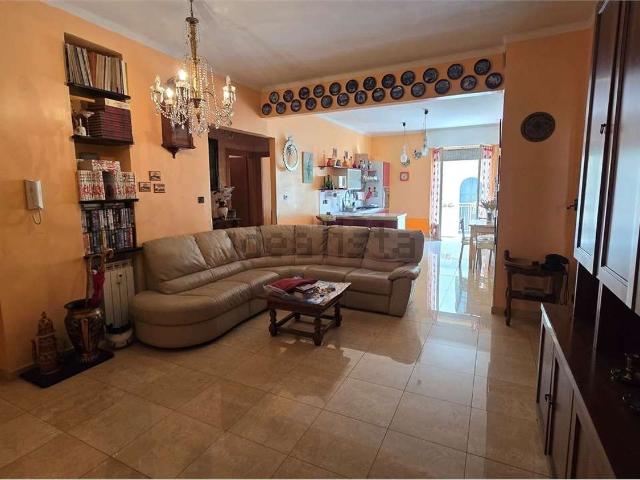 Appartamento in vendita di 125 m² in Via Canevari