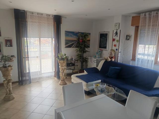 Appartamento in vendita di 125 m² in Via Carlo Alberto