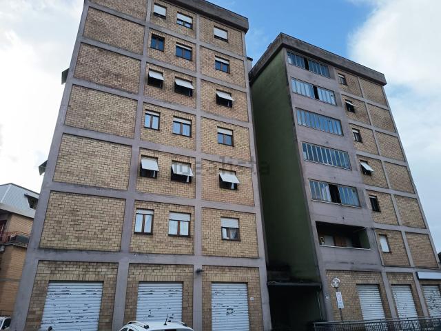 Appartamento in vendita di 125 m² in Via Carlo Grabher, 10