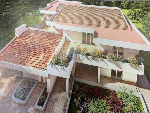 Appartamento in vendita di 125 m² in Via Cesare Capoquadri
