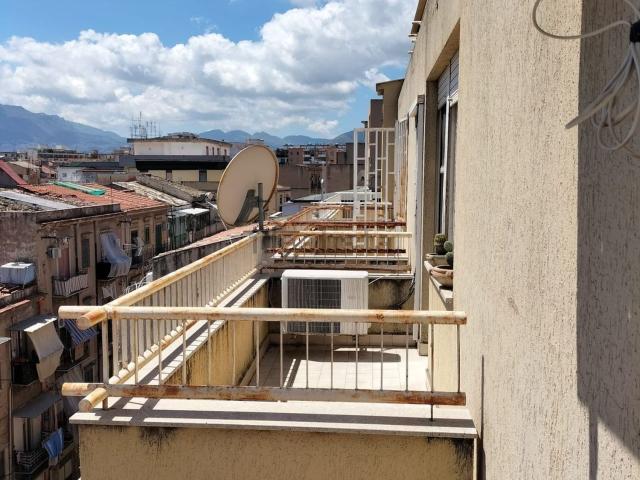 Appartamento in vendita di 125 m² in Via Cipressi, 9