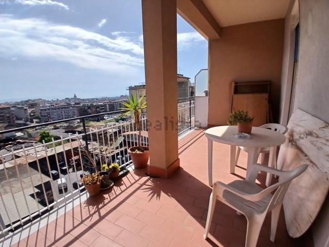 Appartamento in vendita di 125 m² in Via Ammiraglio Caracciolo