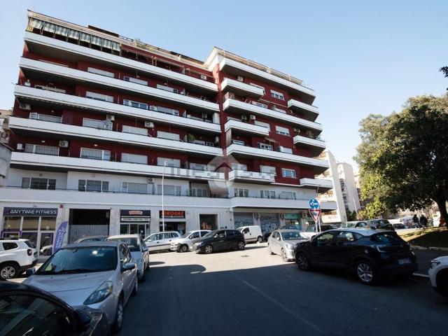 Appartamento in vendita di 125 m² in Via Albano, 74