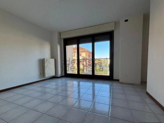 Appartamento in vendita di 125 m² in Via Arconate