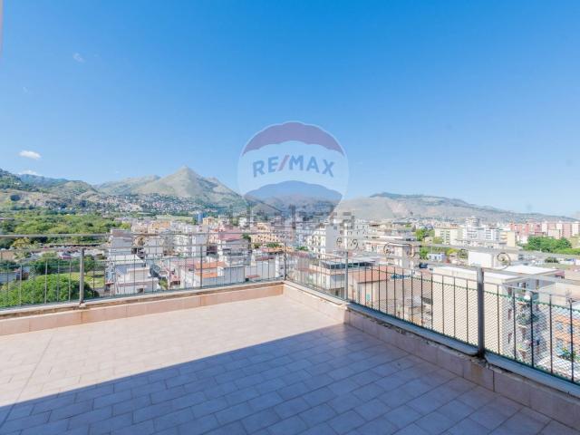 Appartamento in vendita di 125 m² in Via Attilio Barbera, 14