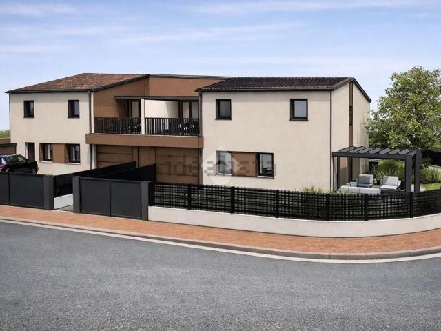 Appartamento in vendita di 125 m² in Via Baracche, 1