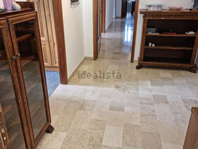 Appartamento in vendita di 125 m² in Via Barroccio dal Borgo, 5
